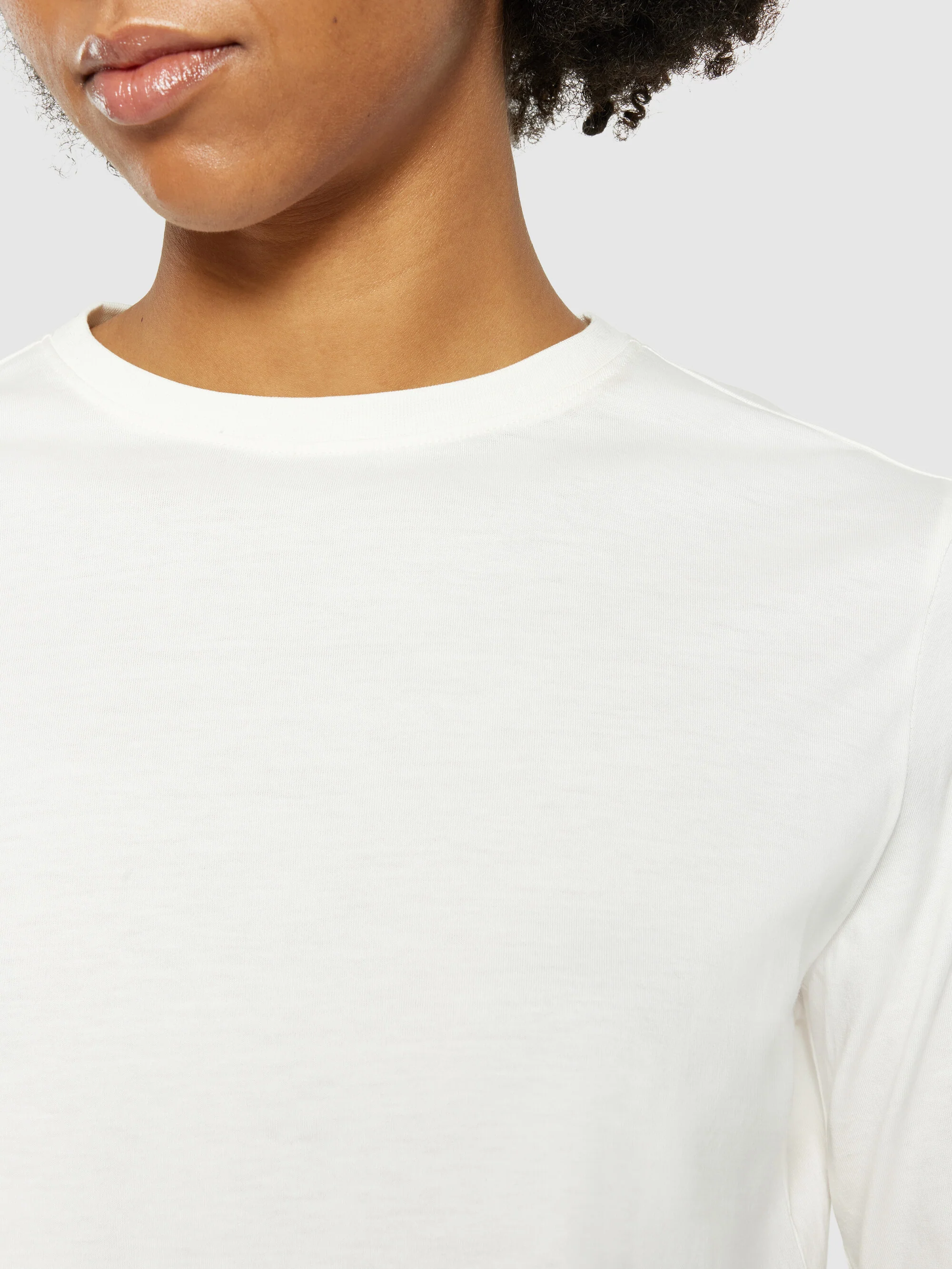 Basic pima cotton long sleeve t-shirt - GOTS/Vegan - Egret - Image 5