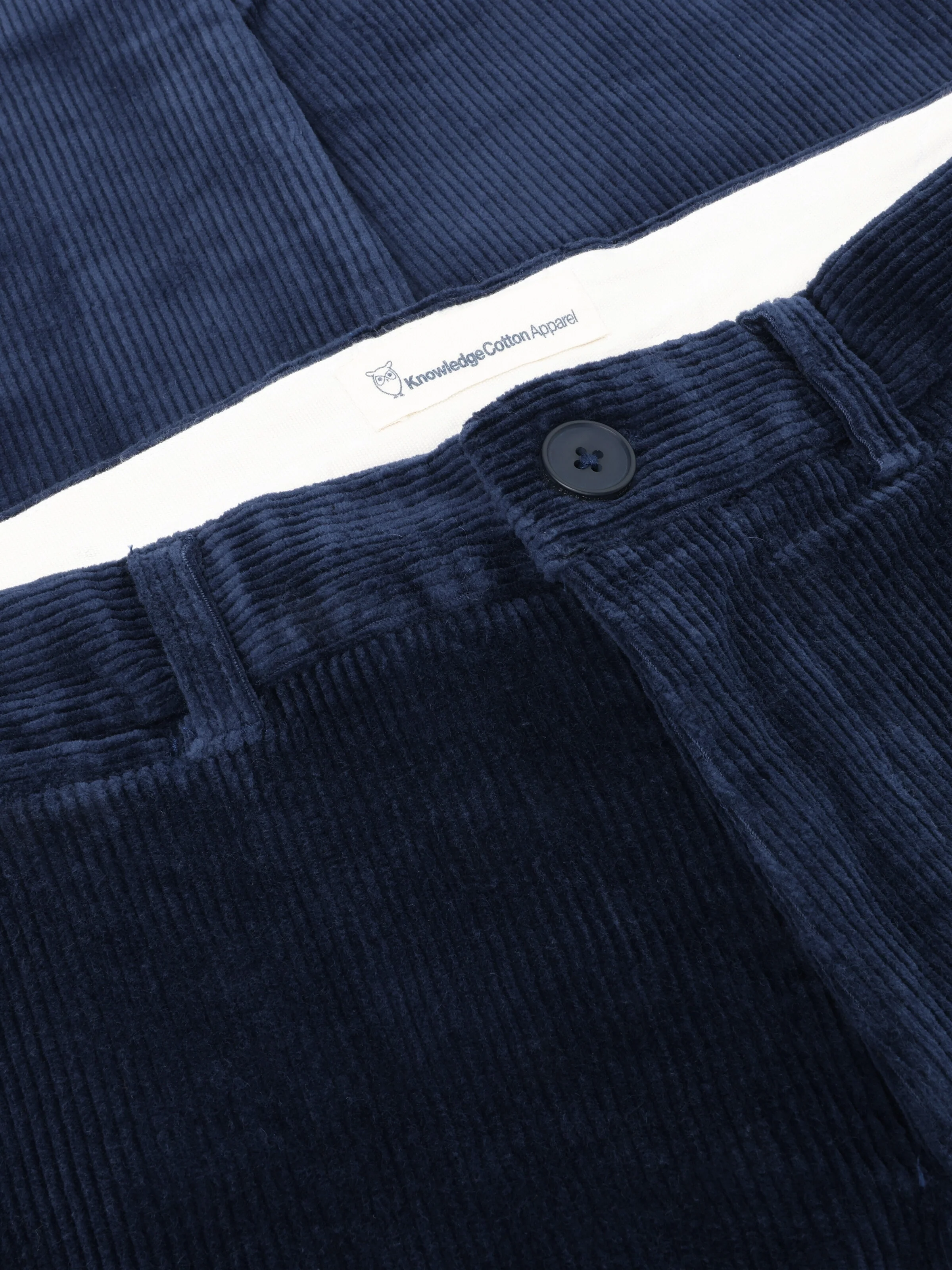 CHUCK regular 8-wales corduroy chino pants - Night Sky - Image 3