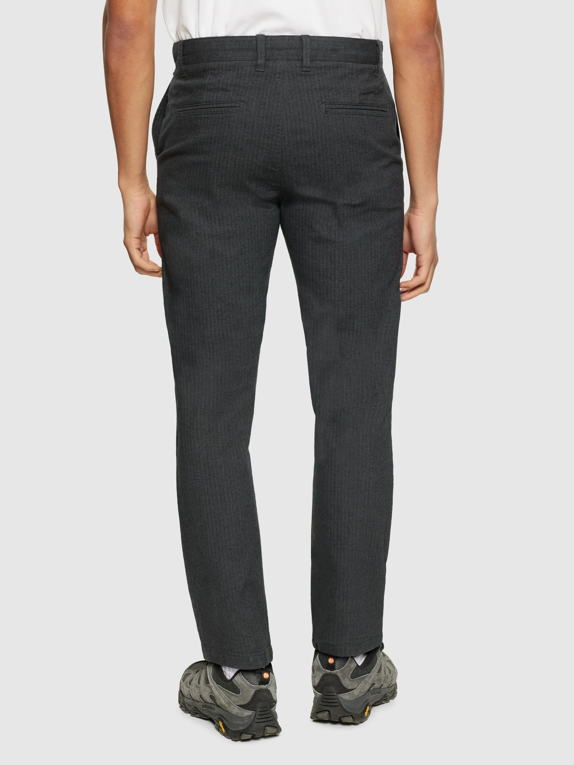 CHUCK regular flannel herringbone chinos - GOTS/Vegan - Gray Pinstripe - Image 3