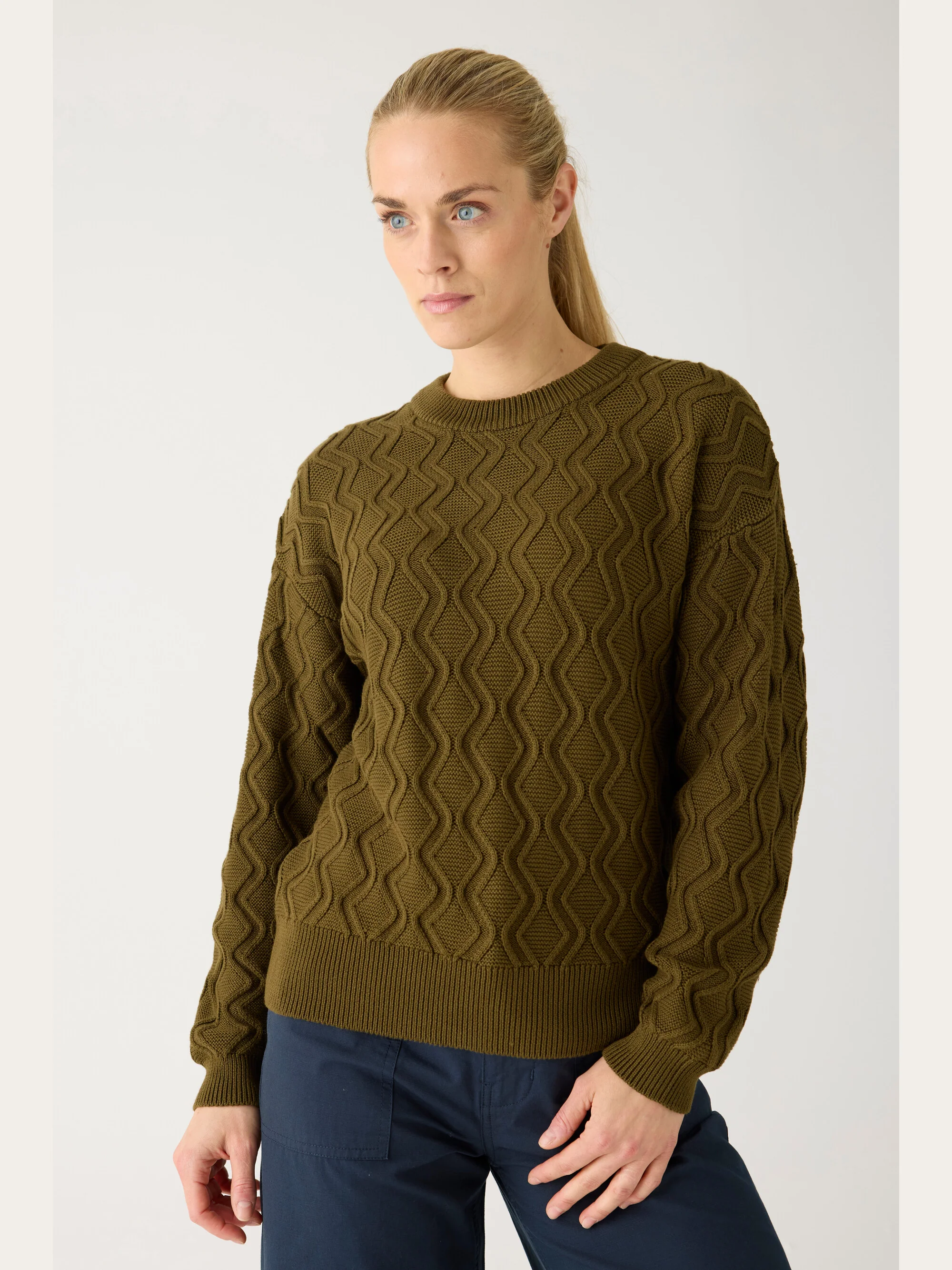 Cotton cable crew neck - Regenerative Organic Certified® - GOTS/Vegan - Dark Olive - Image 2
