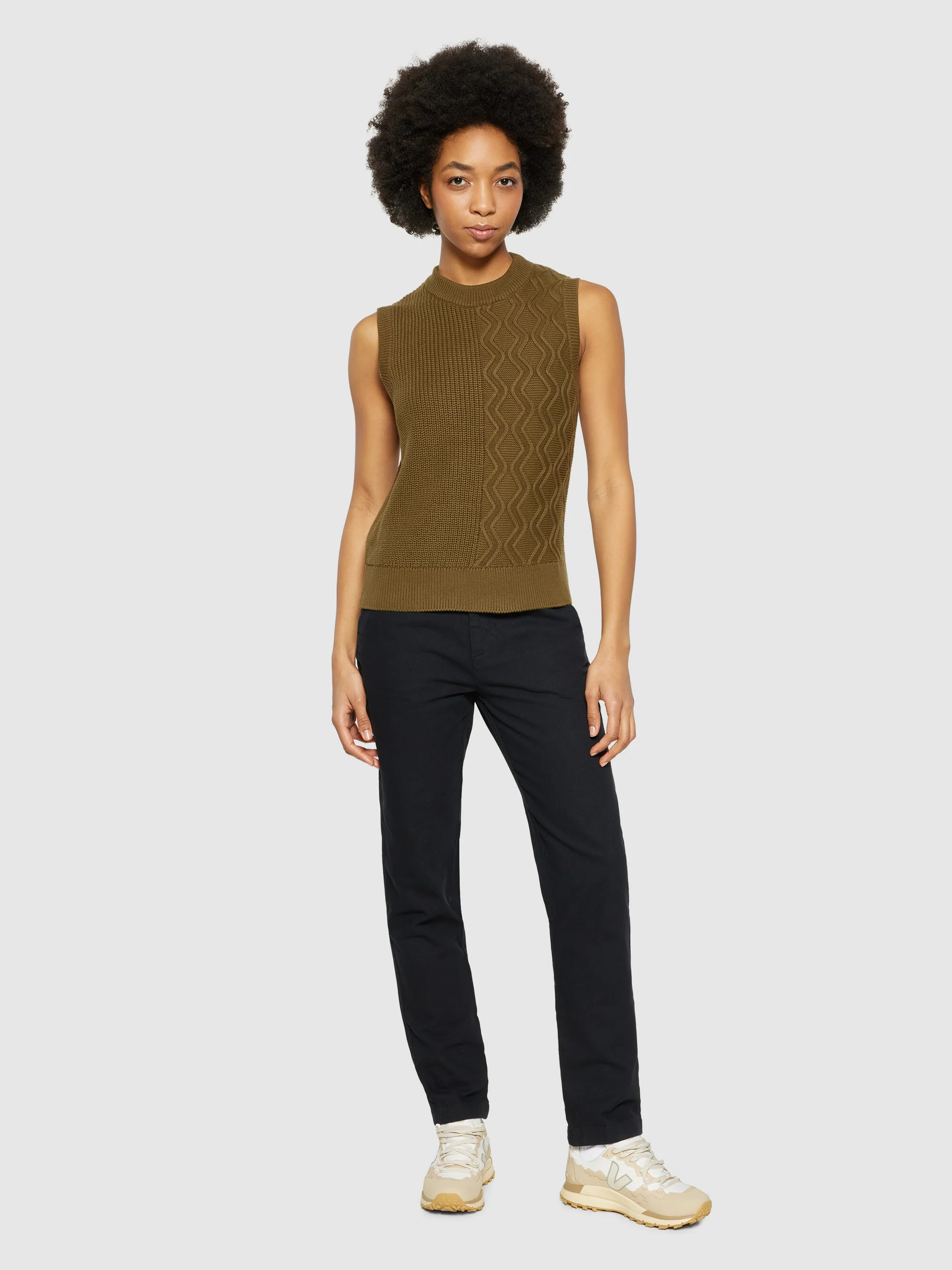 Cotton cable crew neck vest - Regenerative Organic Certified® - GOTS/Vegan - Dark Olive - Image 4
