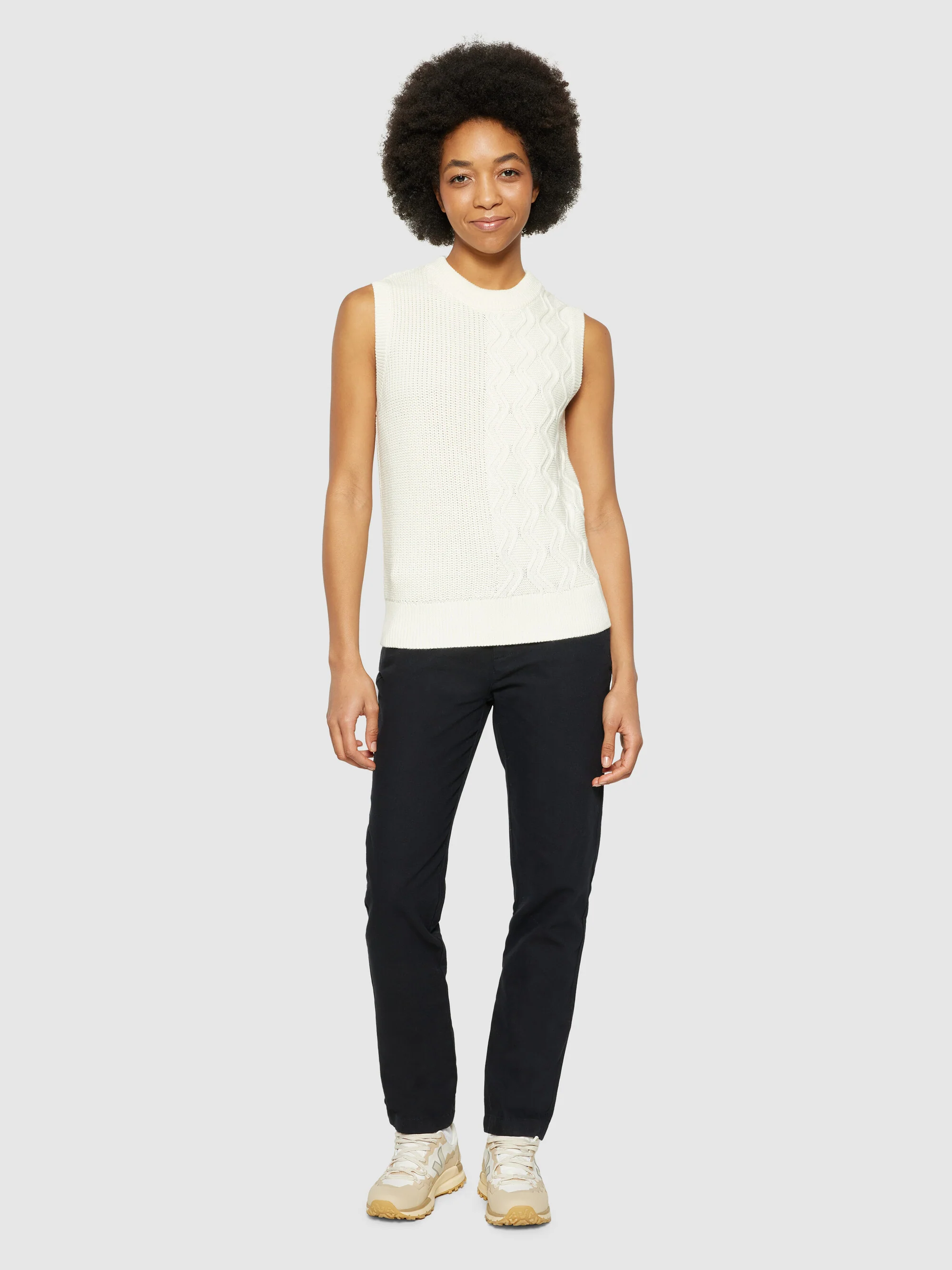 Cotton cable crew neck vest - Regenerative Organic Certified® - GOTS/Vegan - Egret - Image 4