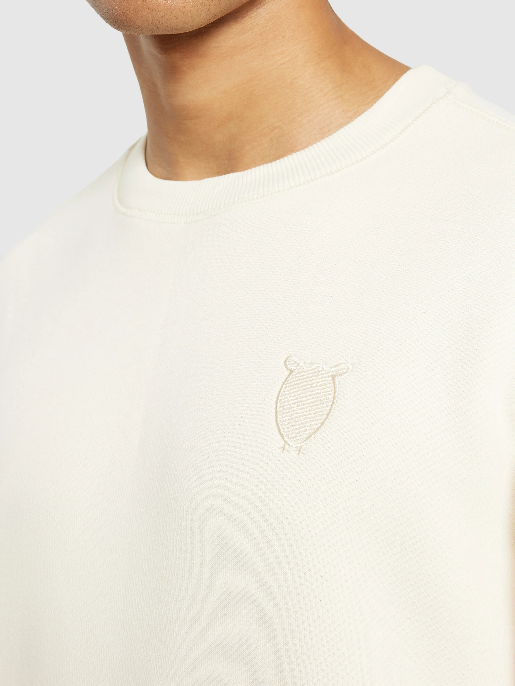 Straight fit sweat with embroidery at chest - Buttercream - Image 5