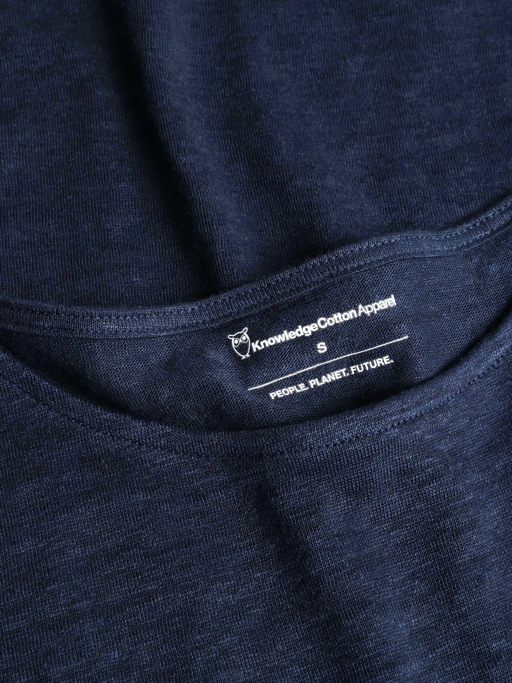 Loose fold up linen t-shirt - Total Eclipse - Image 3