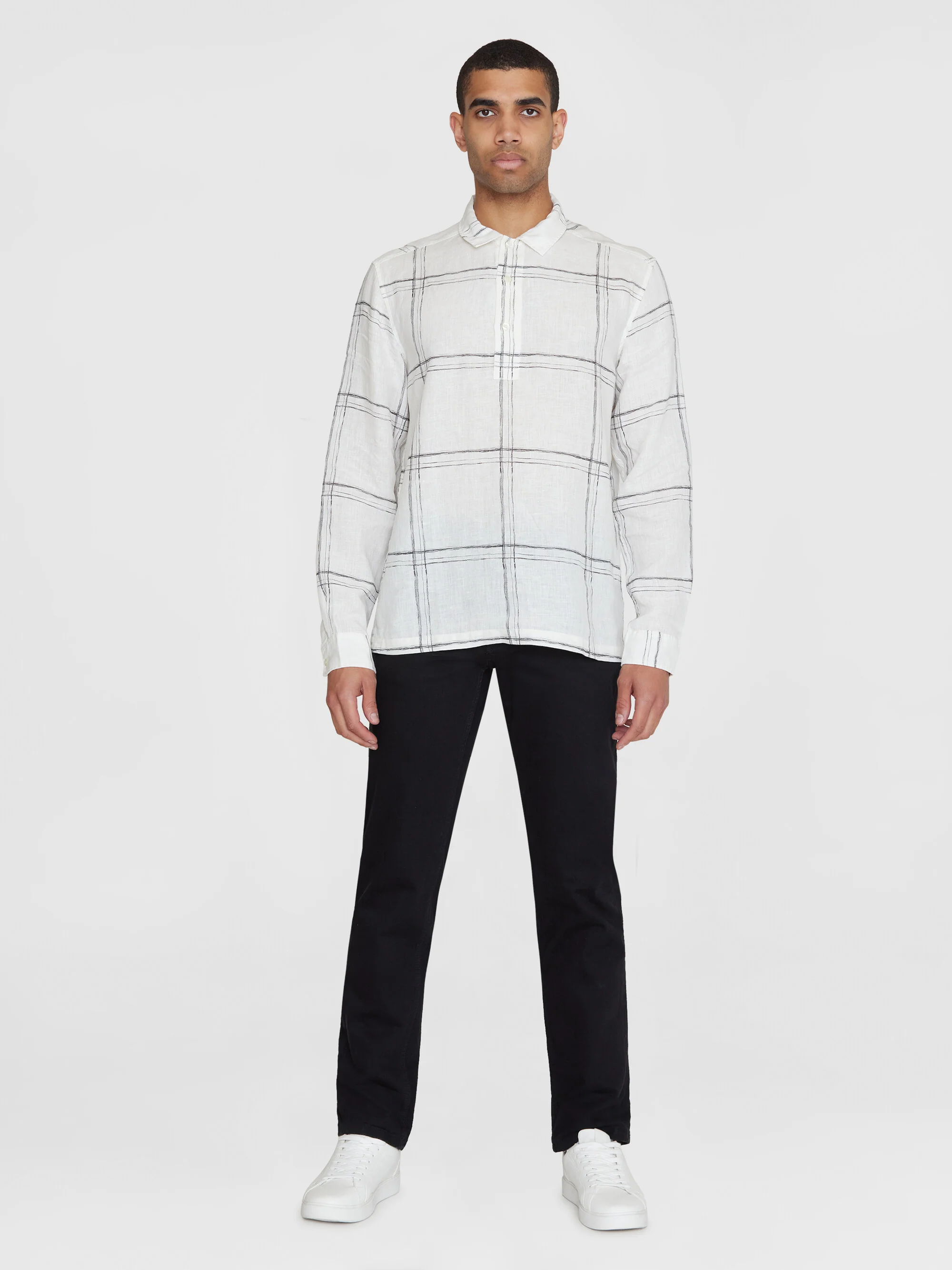 Loose linen printed polo shirt - GOTS/Vegan - White check - Image 4