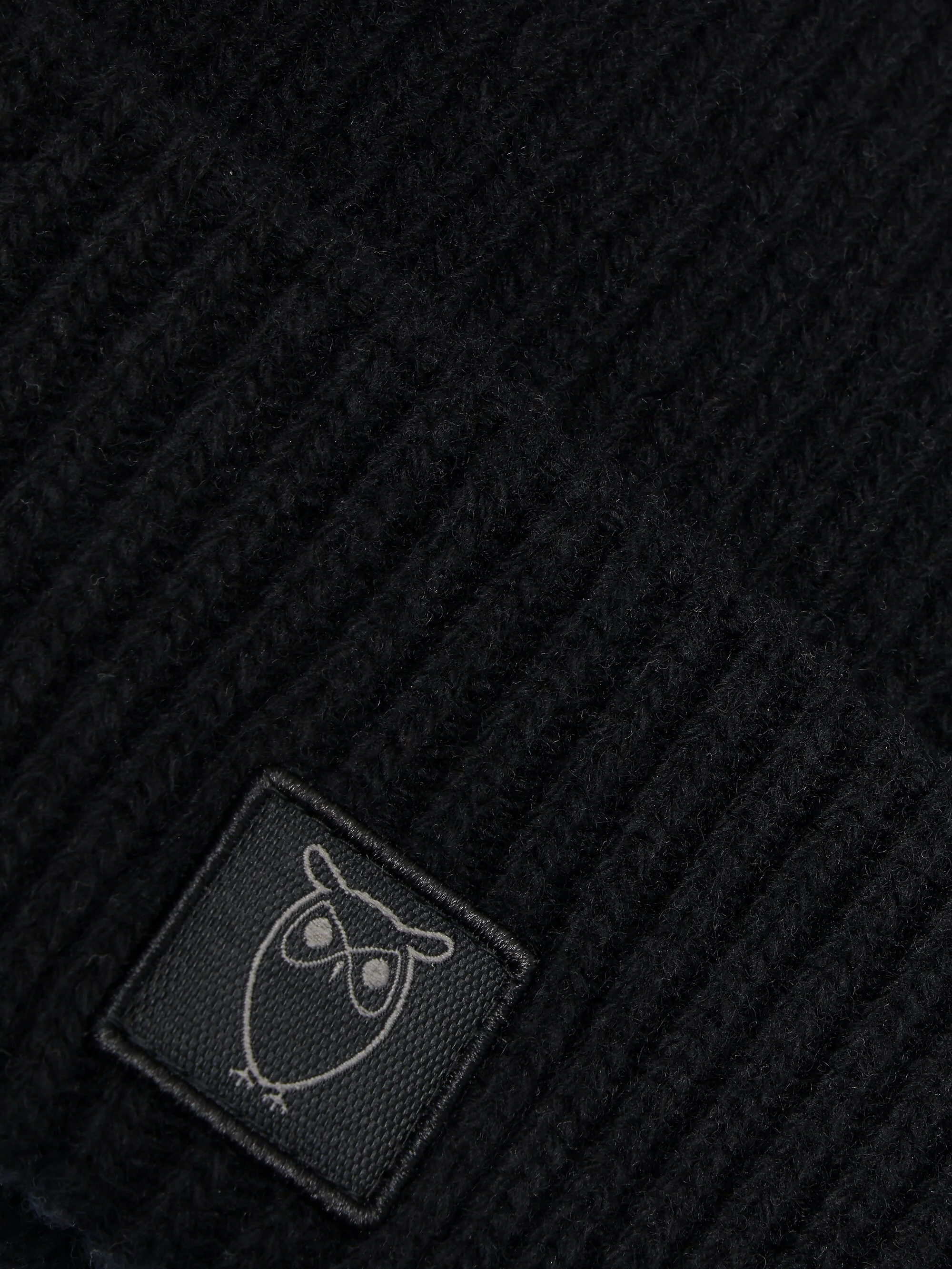 Low wool rib beanie - Black Jet - Image 5