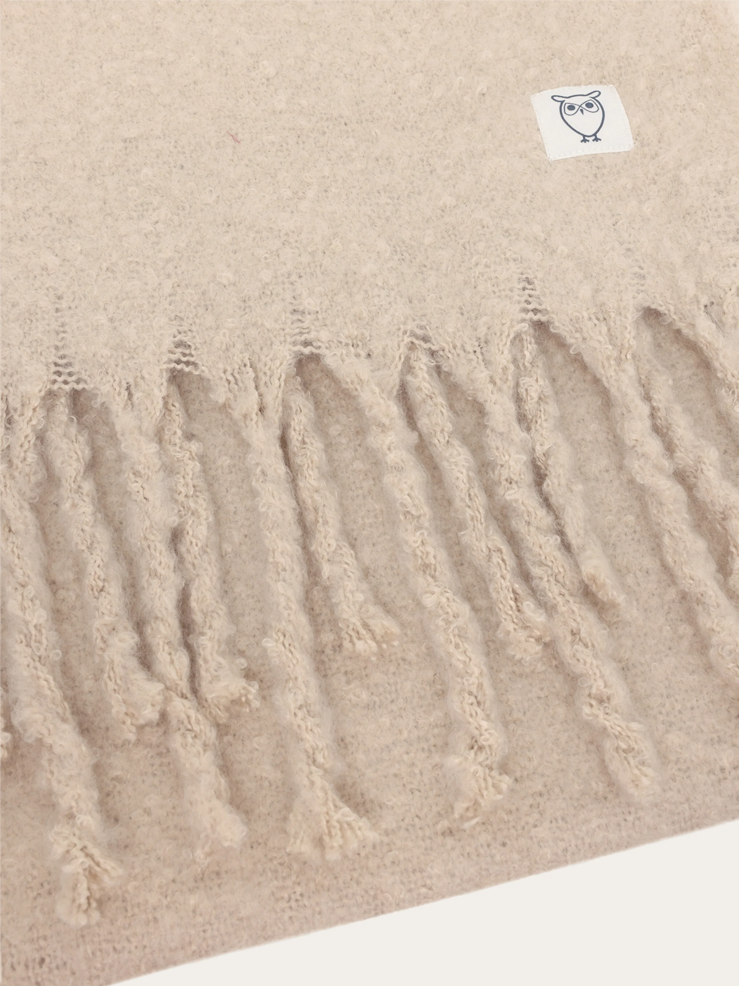 Recycled fringe scarf - Light feather gray - Image 2