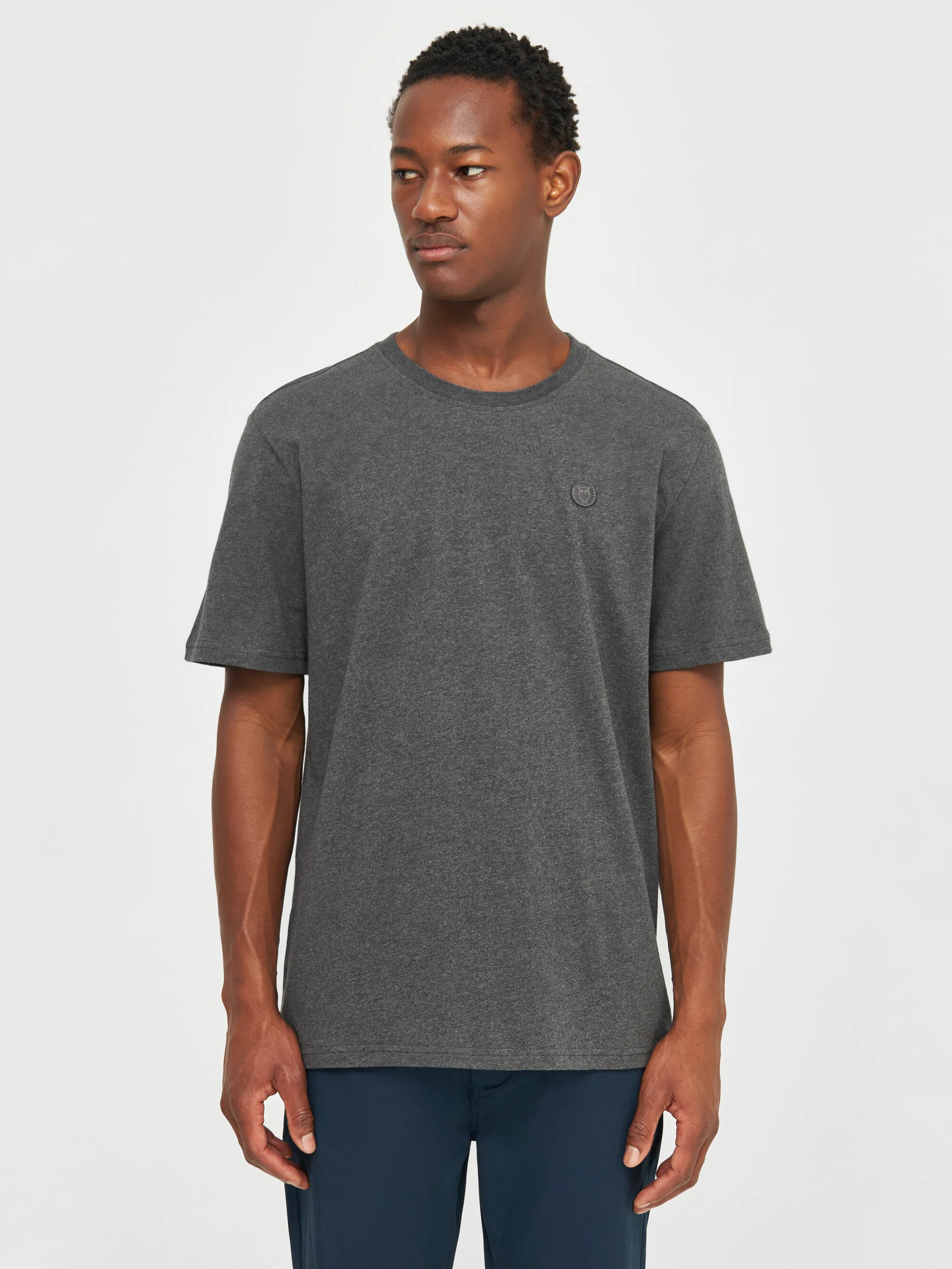 Regular fit Badge t-shirt - Dark Grey Melange - Image 2