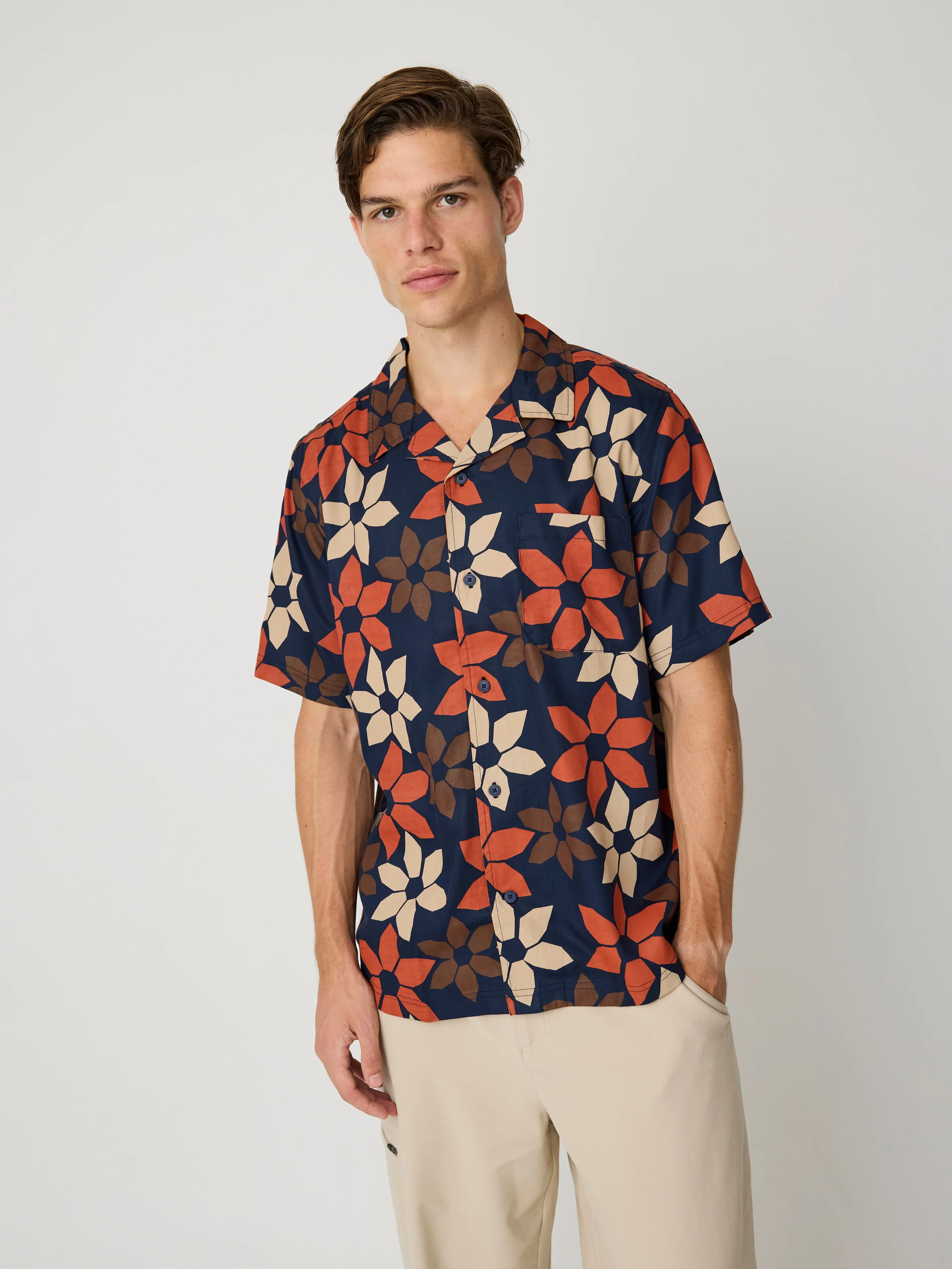Wave relaxed tencel print short sleeve shirt - Red - Image 2